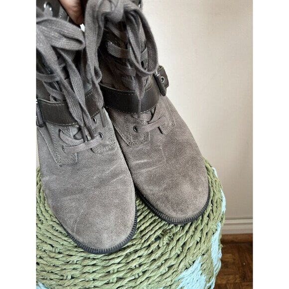 UGG Women's Zia Suede Boot 7 US - Picture 7 of 12